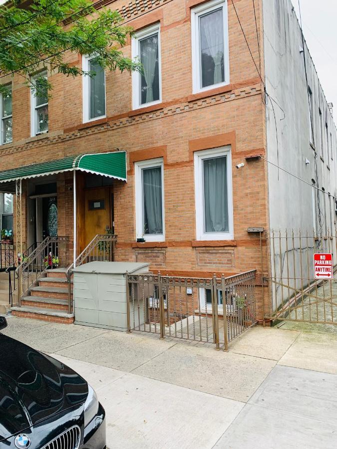 Urban Jungle Oasis In Queens! Apartamento Nueva York Exterior foto